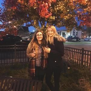 Meet your Posher, Mackenzie